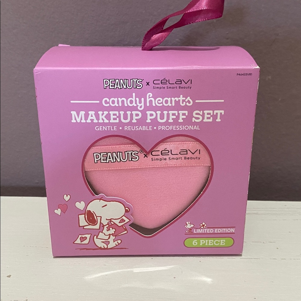 Peanuts Snoopy Candy Hearts Cosmetic Makeup Puff Set - 6 Pieces